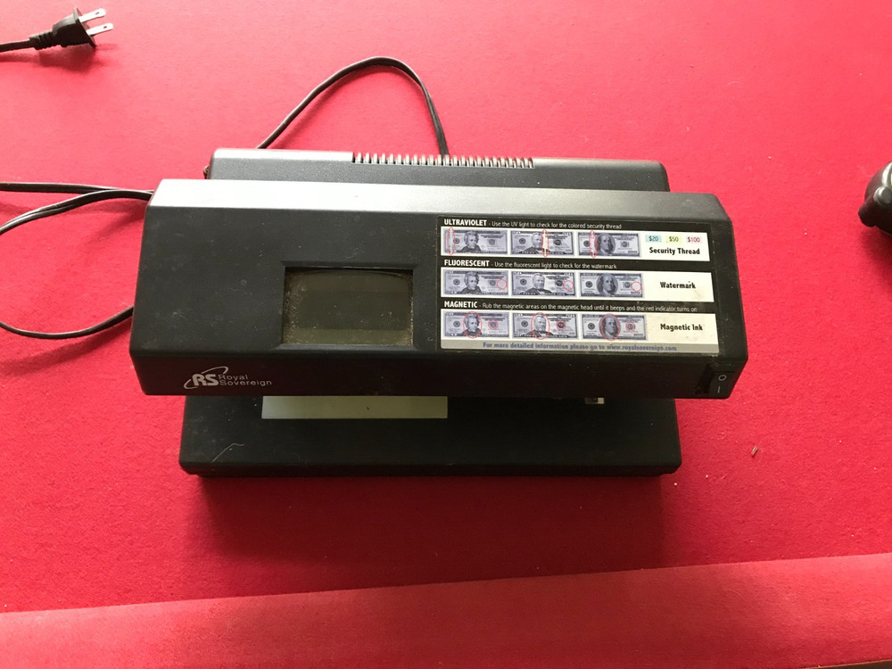 ROYAL SOVEREIGN COUNTERFEIT DETECTOR