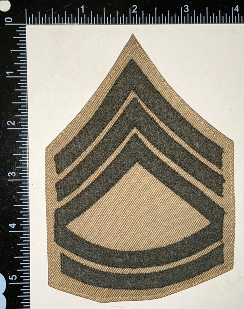 WWII USMC US Marine Gunnery Sergeant Sgt KHAKI SINGLE CHEVRON PATCH