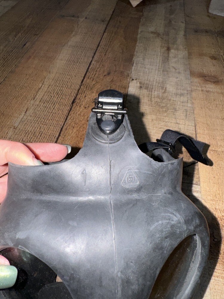Original Israeli Protective Gas Mask One Size Adjustable Without Filter