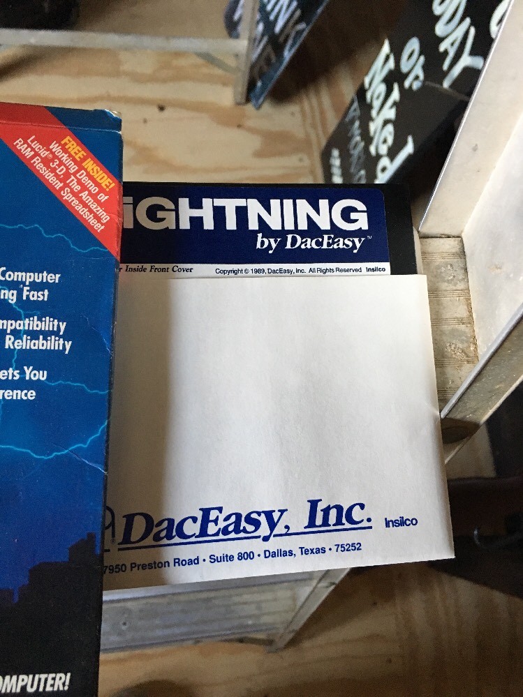 Lightning by DacEasy Includes 5 1/4 Diskette