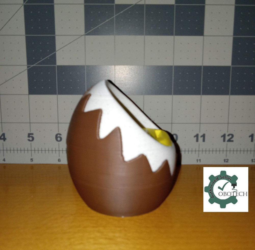 3D Printed Egg Shaped Game Cartridge Holder