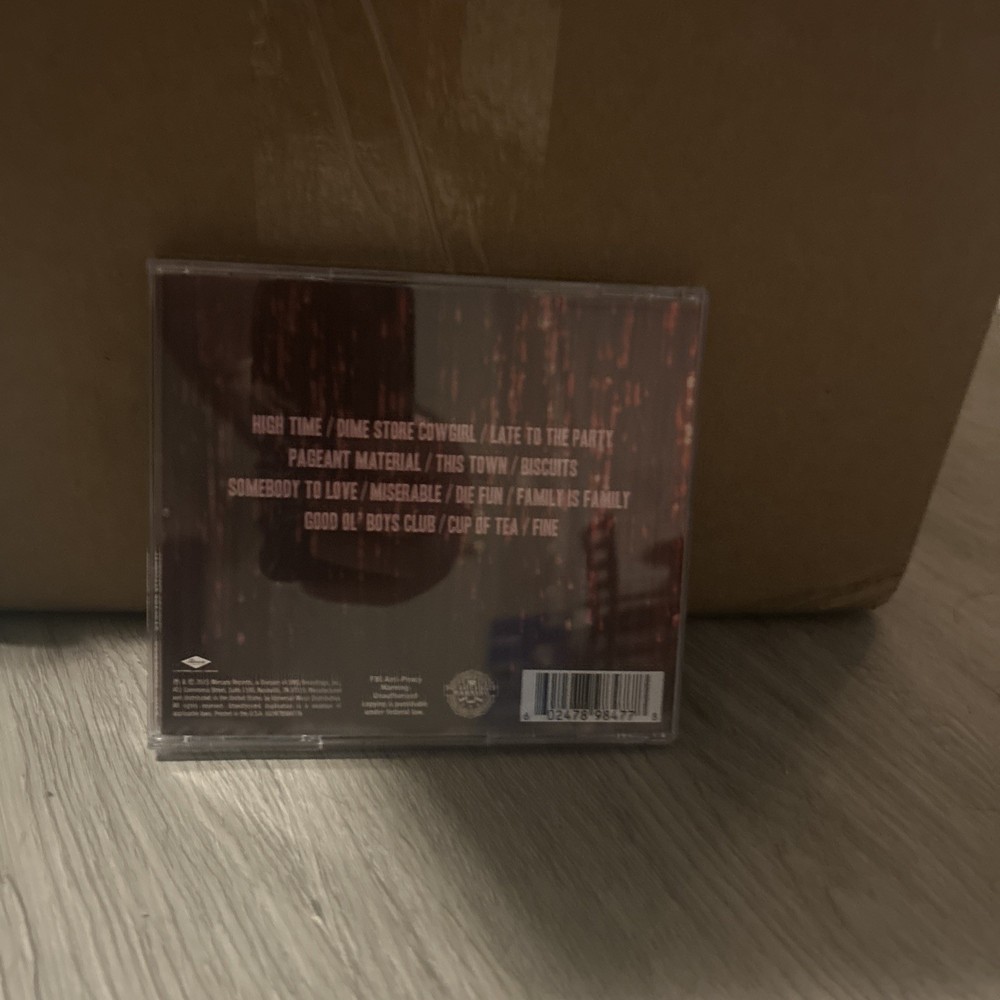 KACEY MUSGRAVES Signed Autograph Auto "Pageant Material" CD