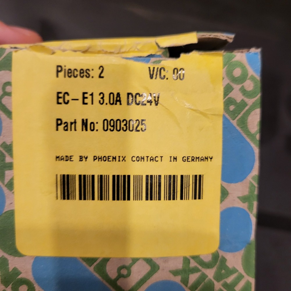 2x Phoenix Contact 0903025 BRKR SOLID STATE 3A 24VDC