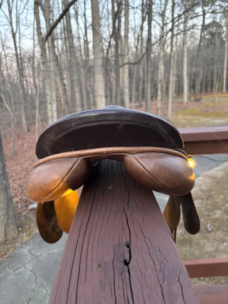 Gently Used 17” Medium Tree County Drespri All Purpose Saddle