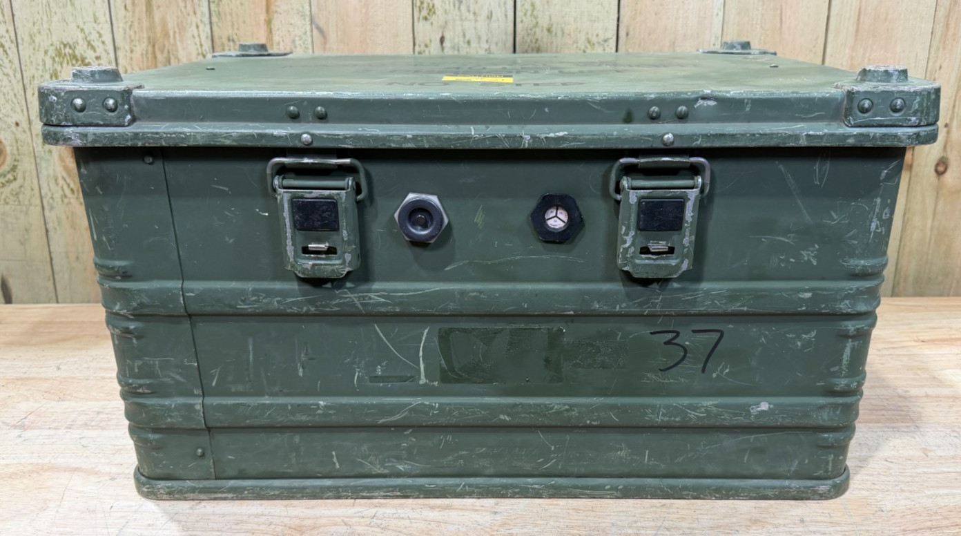 Zarges Metal K470 25.5x18.5x13.75" Military Surplus Storage Case Green