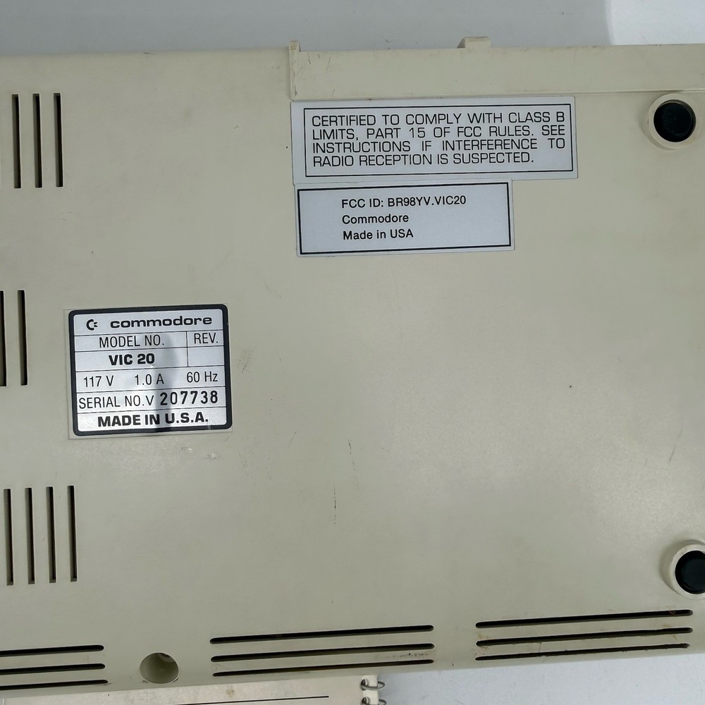 Commodore Vic-20 w/ Instruction Manual No Cables Untested