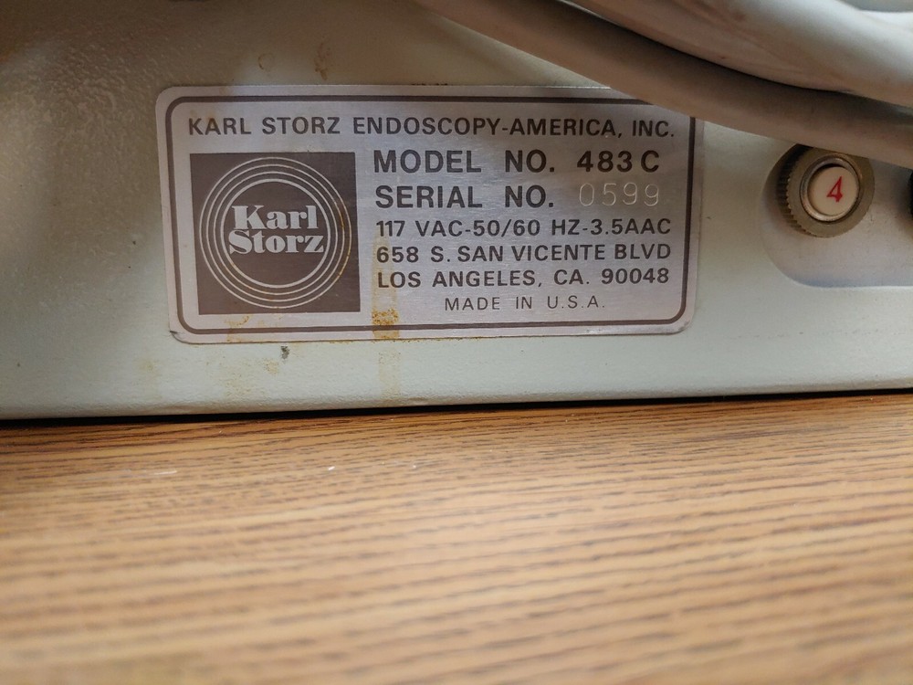 Karl Storz Twin Cold Light Source/Illuminator Model 483C