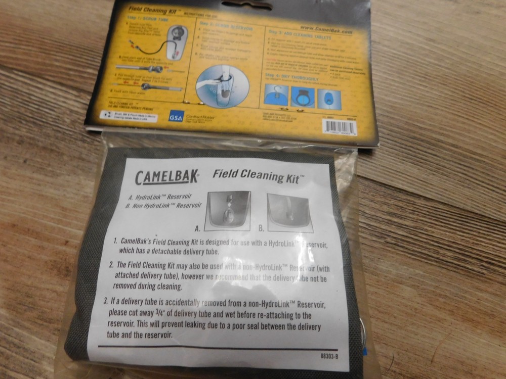 CAMELBAK FIELD CLEANING KIT NEW