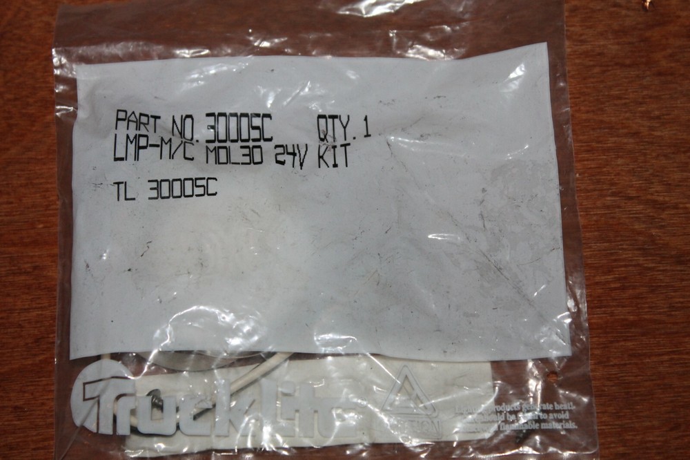 Piper Light Baggage Compartment 472-840