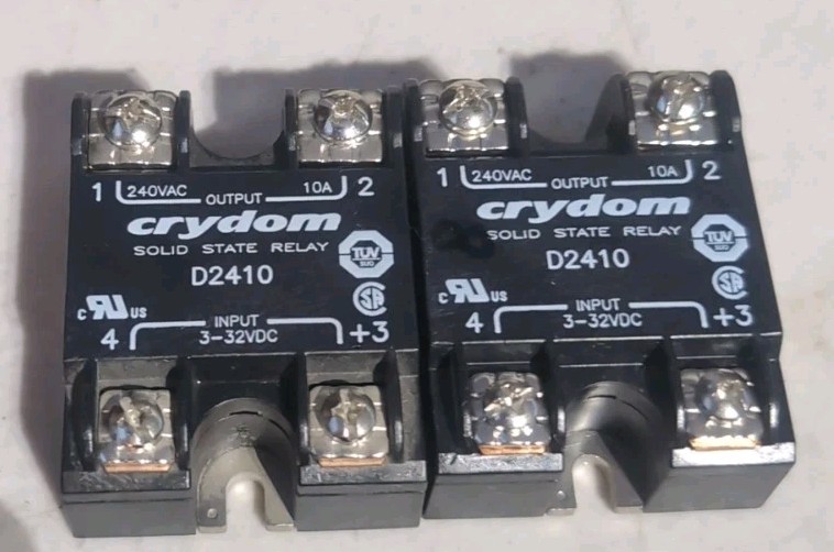 Lot Of 2ea Crydom D2410 Solid State Relay