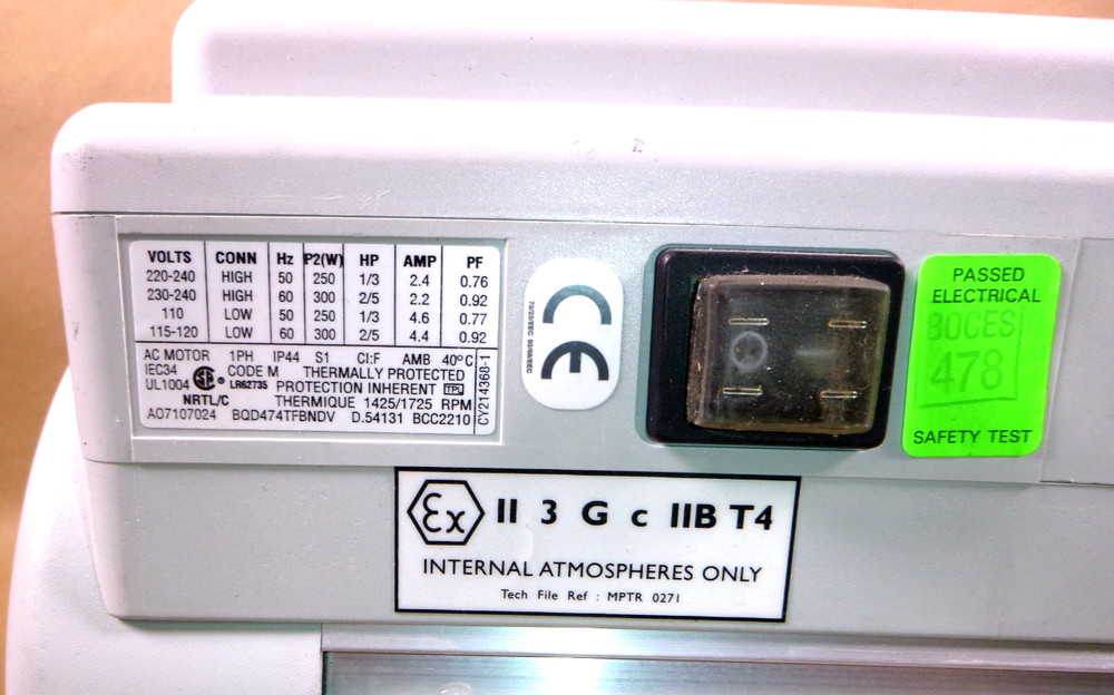 Edwards RV3 Rotary Vane Vacuum Pump (Missing The Mounting Base) Single Phase