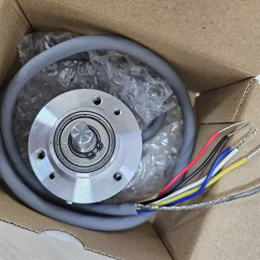 1pcs NEMICON NOC-S5000-2MHT-8-050-00E Encoder