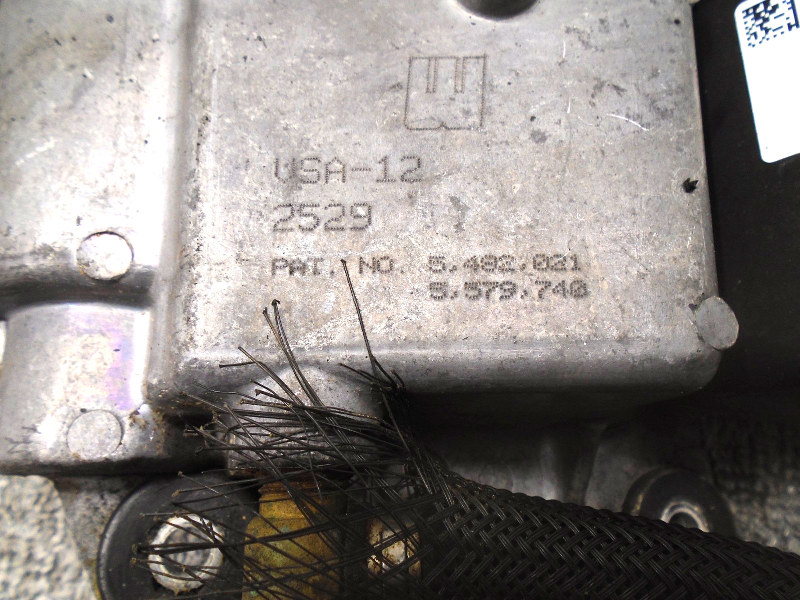 MERCURY FUEL PUMP/VST VAPOR SEPERATOR ASSY 855432A2 OPTIMAX 200-225 HP OUTBOARD