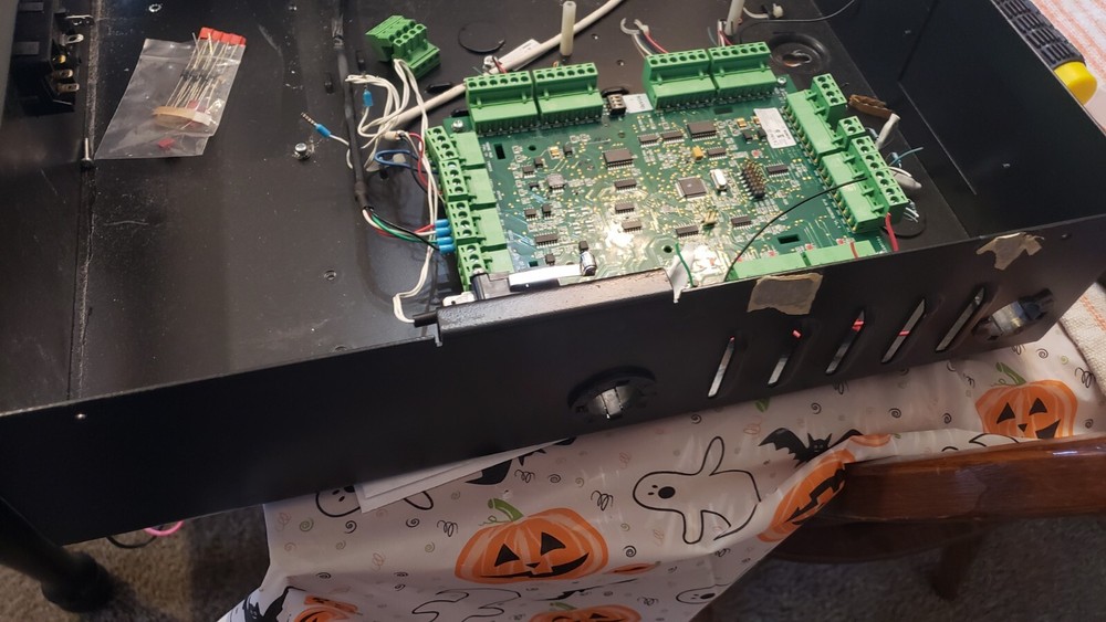 BOSCH Control Enclosure Access Controller 2.1 Reader Board Wiegand API-AEC21-4WR