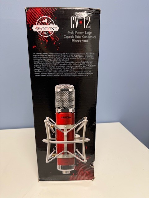 Avantone CV-12 Multi-Pattern Large Capsule Tube Condenser Microphone