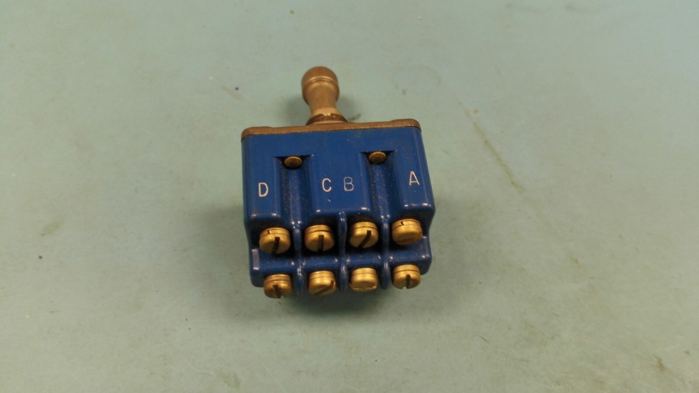 DC-9 Mil-Spec On-On Aircraft Toggle Switch, Microswitch P/N 4TL11-3D