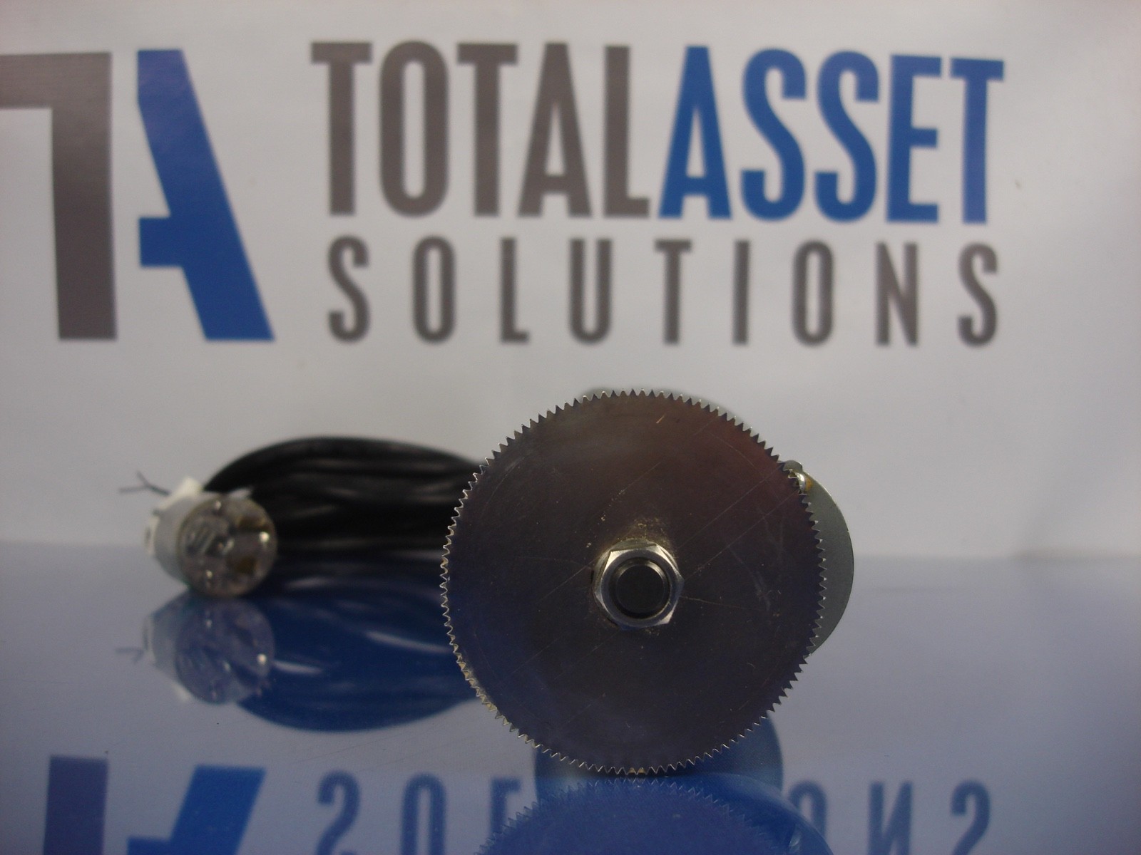 Stryker 840 Cast Cutter Oscillating Saw with 2" and 2.5" Blades Long Cord