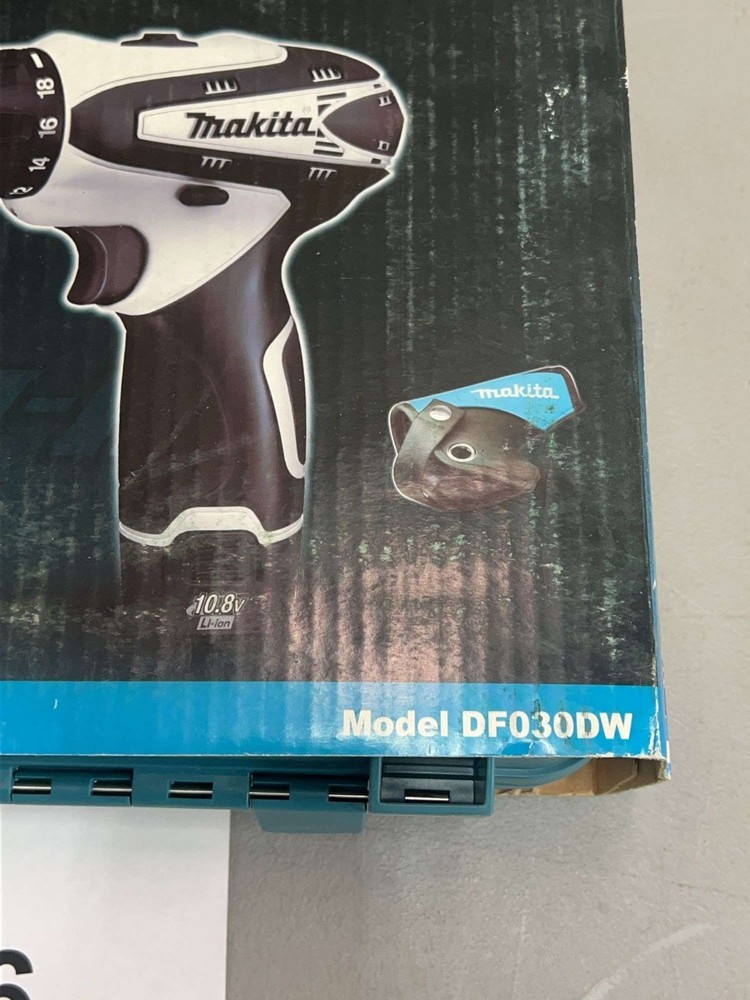 Makita Compact 10.8 Volt Li-Ion Driver-Drill, Model# DF030DW