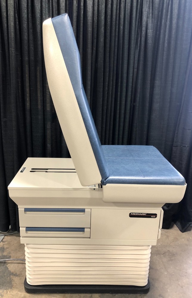 Midmark 405 Barrier Free Power Exam Table with Hand Controller