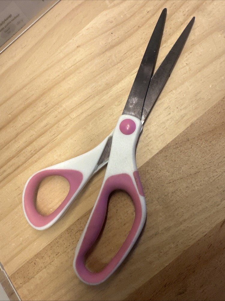 Scotch Precision Ultra Edge Titanium Scissors 8.5” w/ Soft Grip