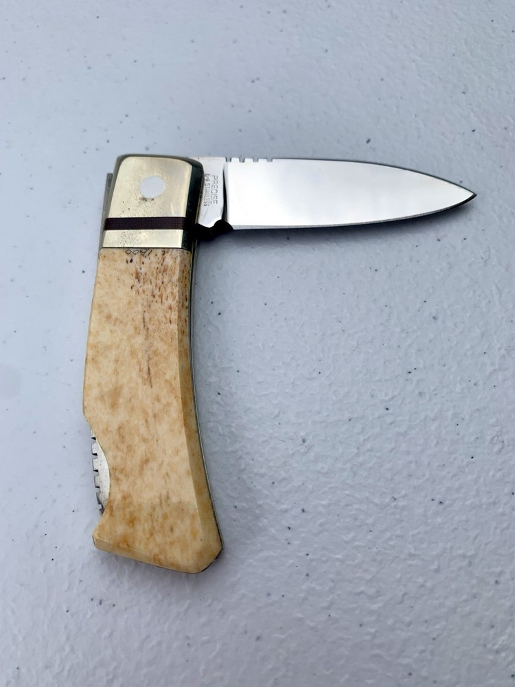 Vintage Precise Mountain Shadows Custom Scrimshaw Lockback Folding Knife