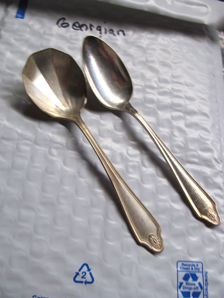 *ANTIQUE Community Silver GEORGIAN SUGAR & teaspoon Silverplate SHELL SHAPE