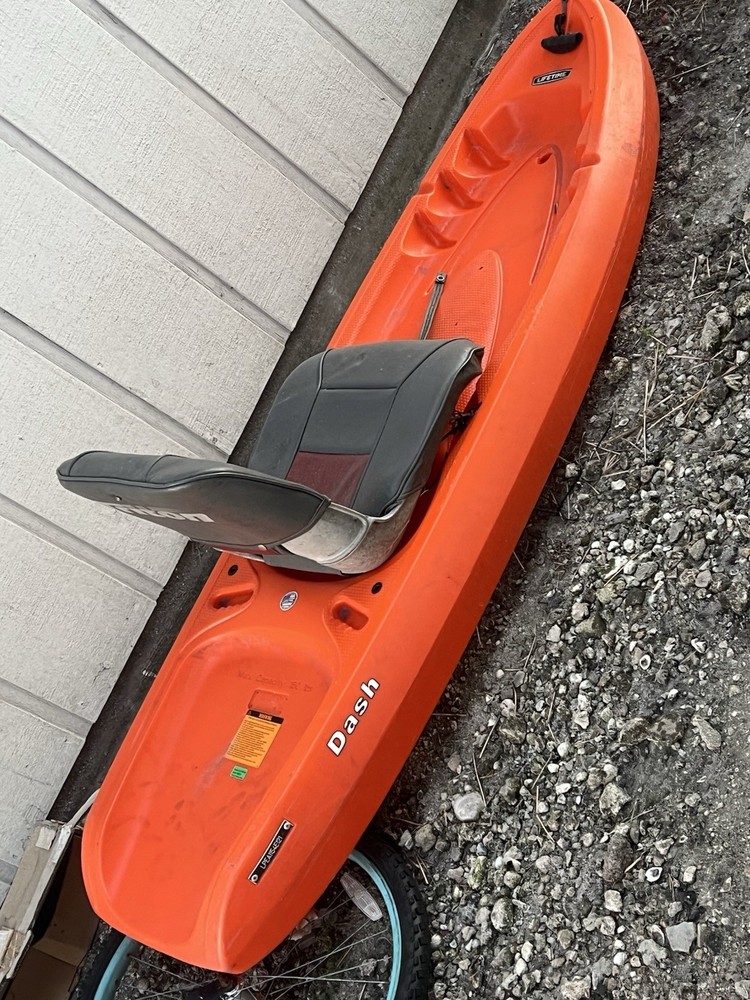 Dart Canoe