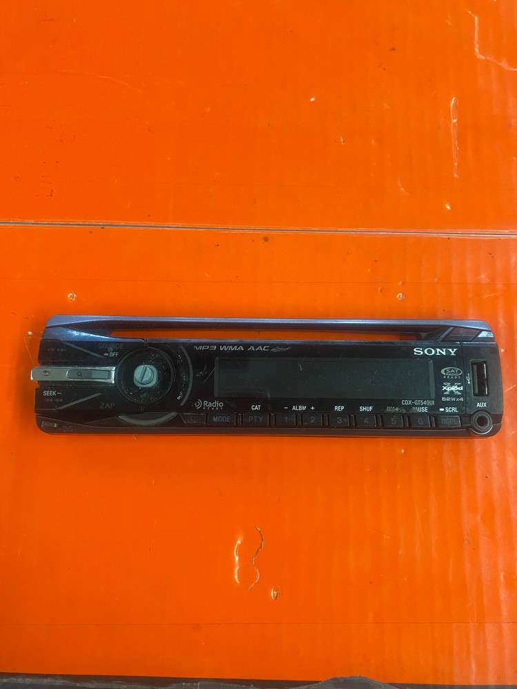 CDX-GT540UI  faceplate    for parts or not working unit