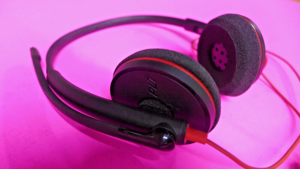 Genuine Plantronics Blackwire USB Headset C3220