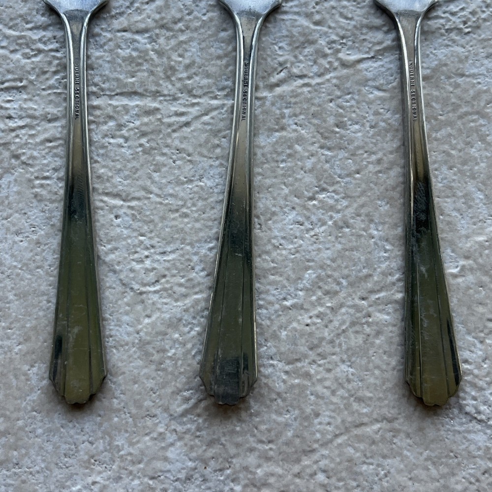 National Silver Co. Moderne Pattern Silverplate Flat Handle Butter Spreader 3 PC