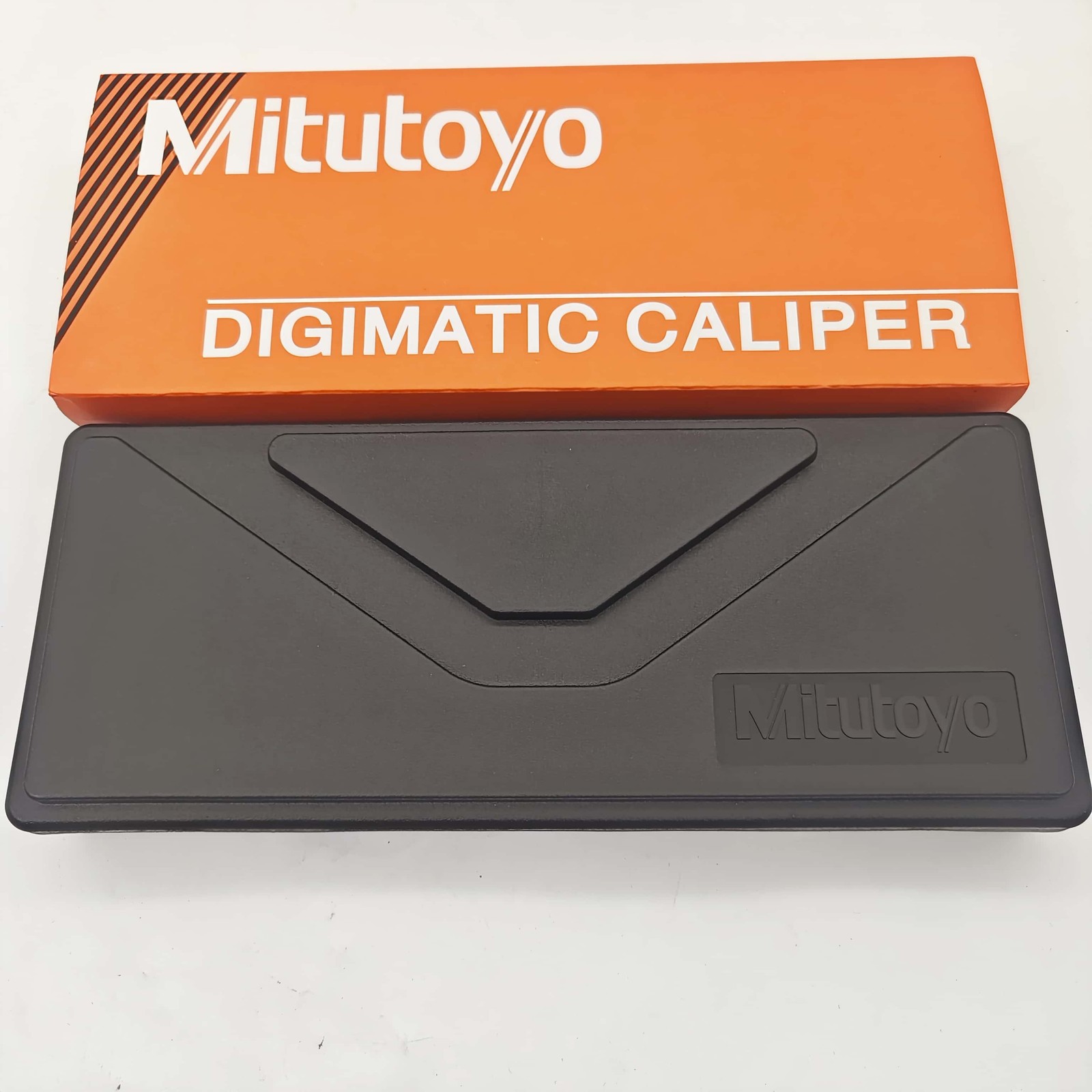 500-196-30 150mm/0-6 Absolute Digital Digimatic Vernier Caliper Mitutoyo Japan