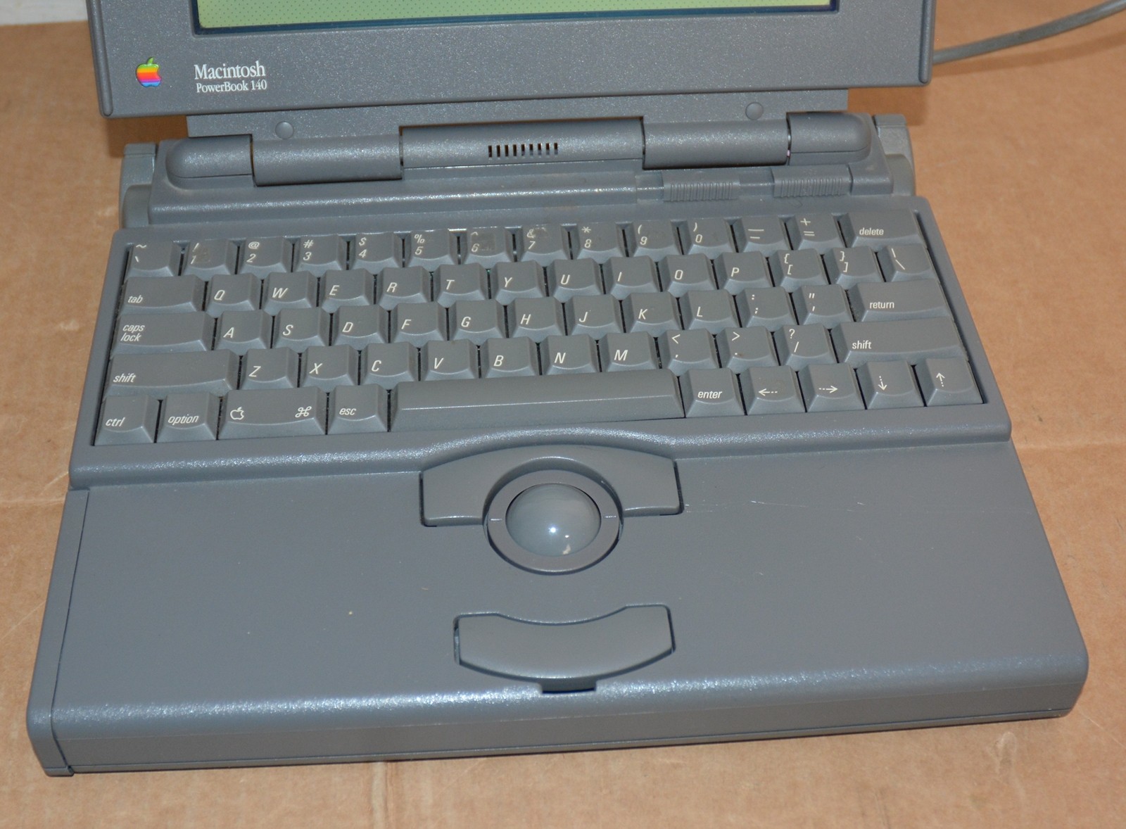 Apple Macintosh Powerbook 140 Vintage Laptop OS 7