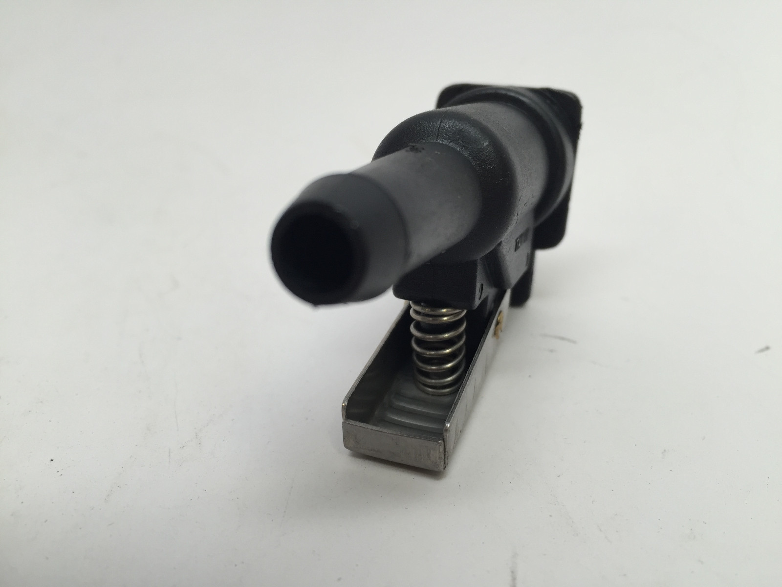 MARINE BOAT YAMAHA FUEL LINE CONNECTOR FEMALE 3/8" HOSE OUTBOARD TANK ENGINE END