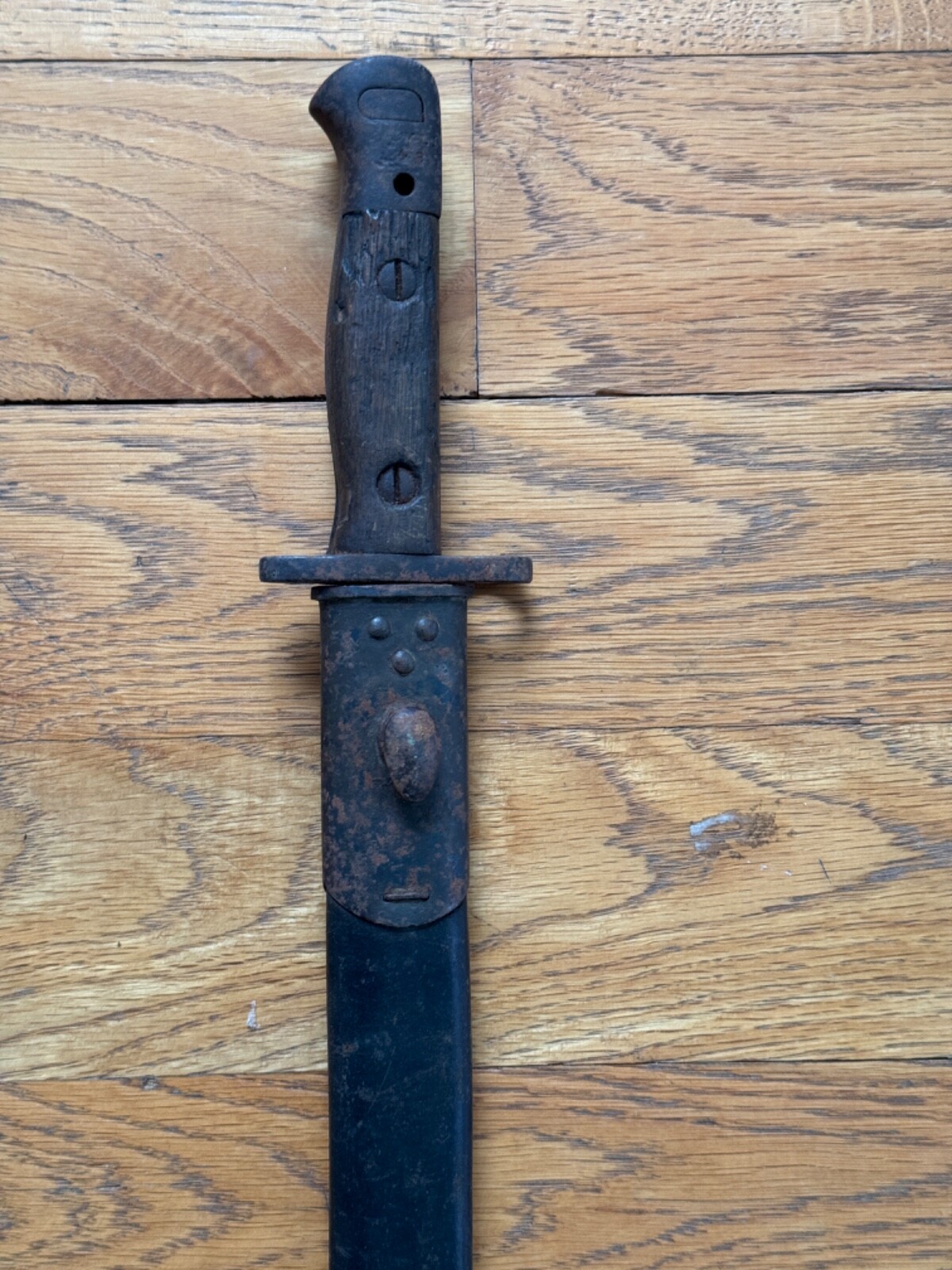 British Wilkinson Model 1907 Bayonet w/ Scabbard