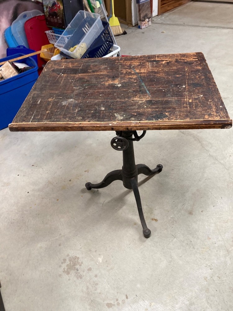 Antique drafting desk- good condition 