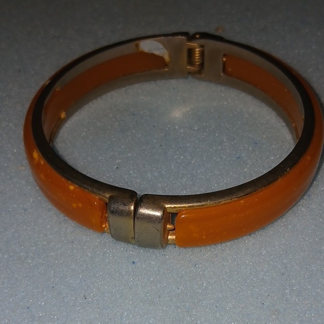 Bakelite Hinged Bangle Bracelet Yellow with Metal Accents