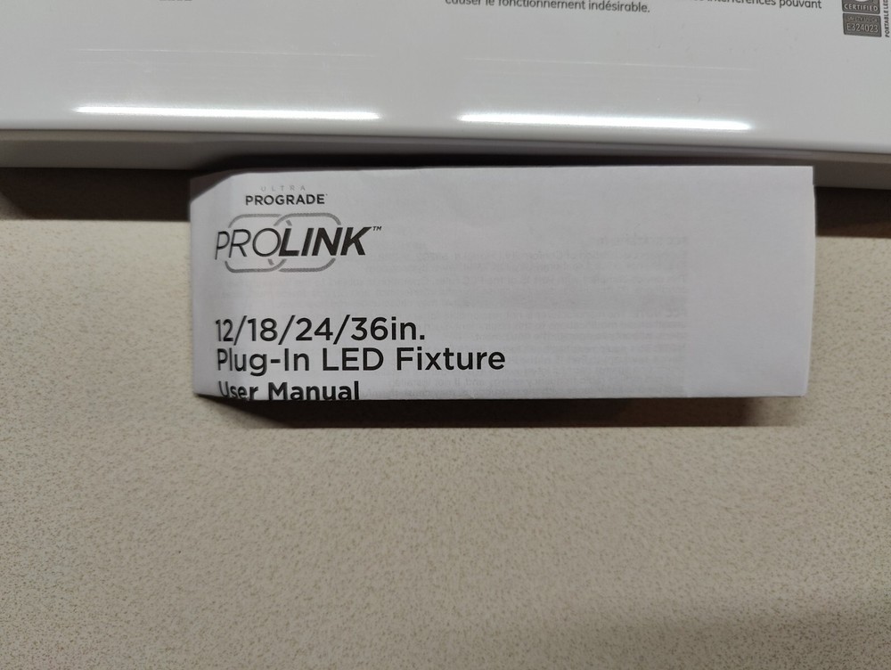 ULTRA PROGRADE ProLink Plugin 12" LED White Under Cabinet Light. No Plugin Cable