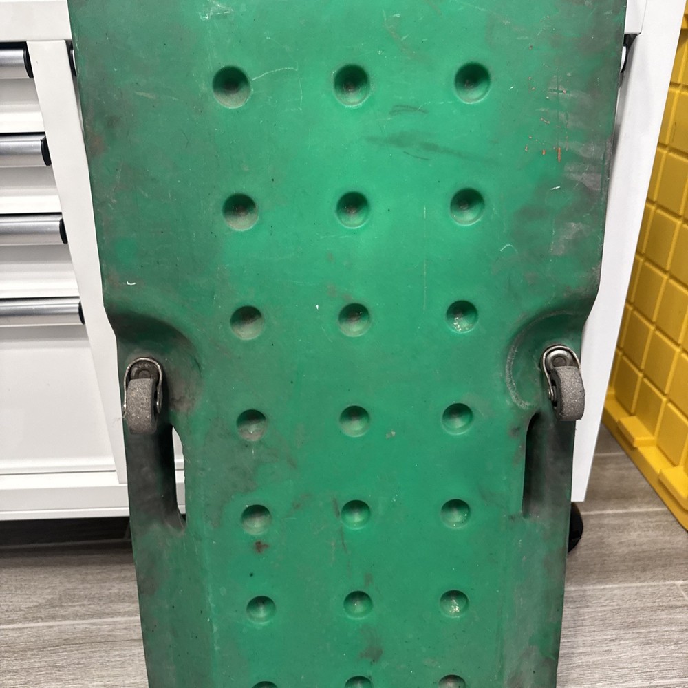Matco Tools Creeper 35.75" Green Made In USA