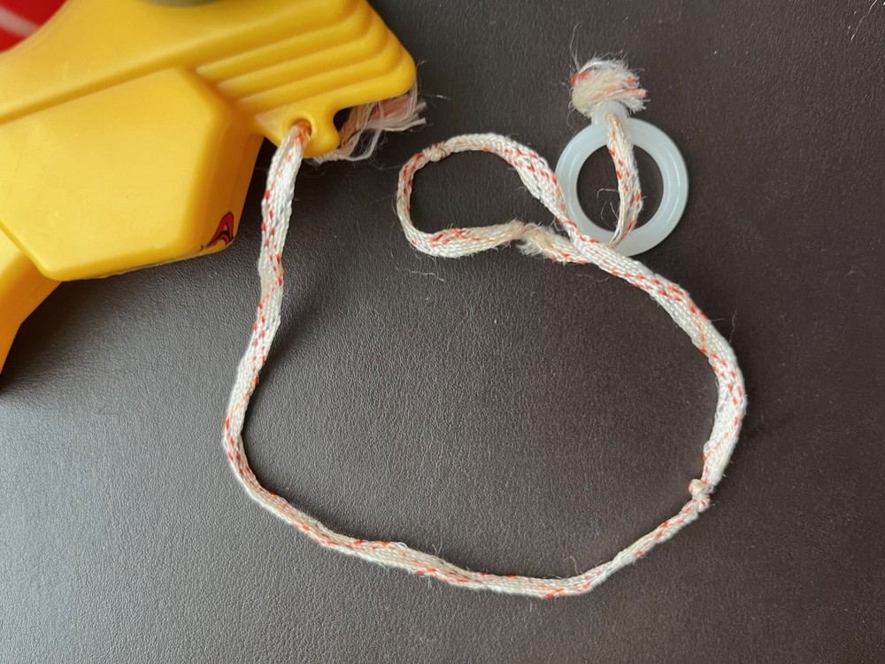 VTG 90s Pull String Train Toy Yellow Locomotive Engine 6 inch