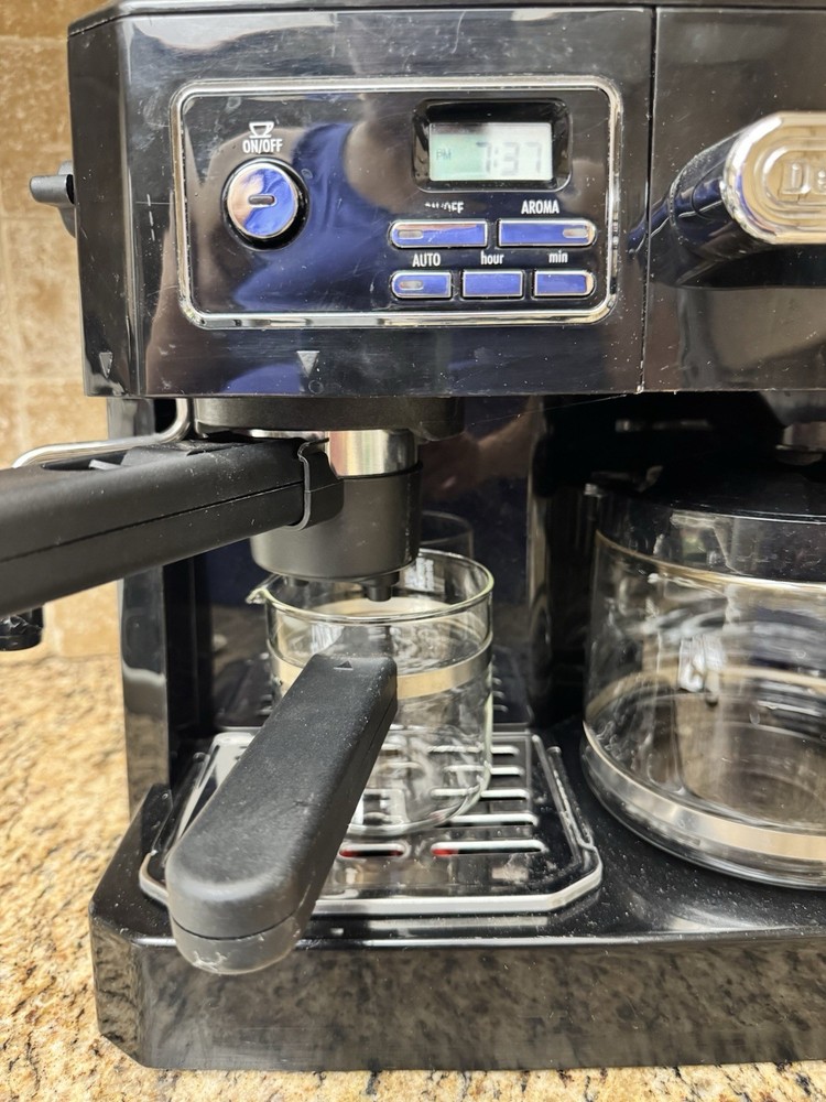 DeLonghi Espresso and Coffee Machine