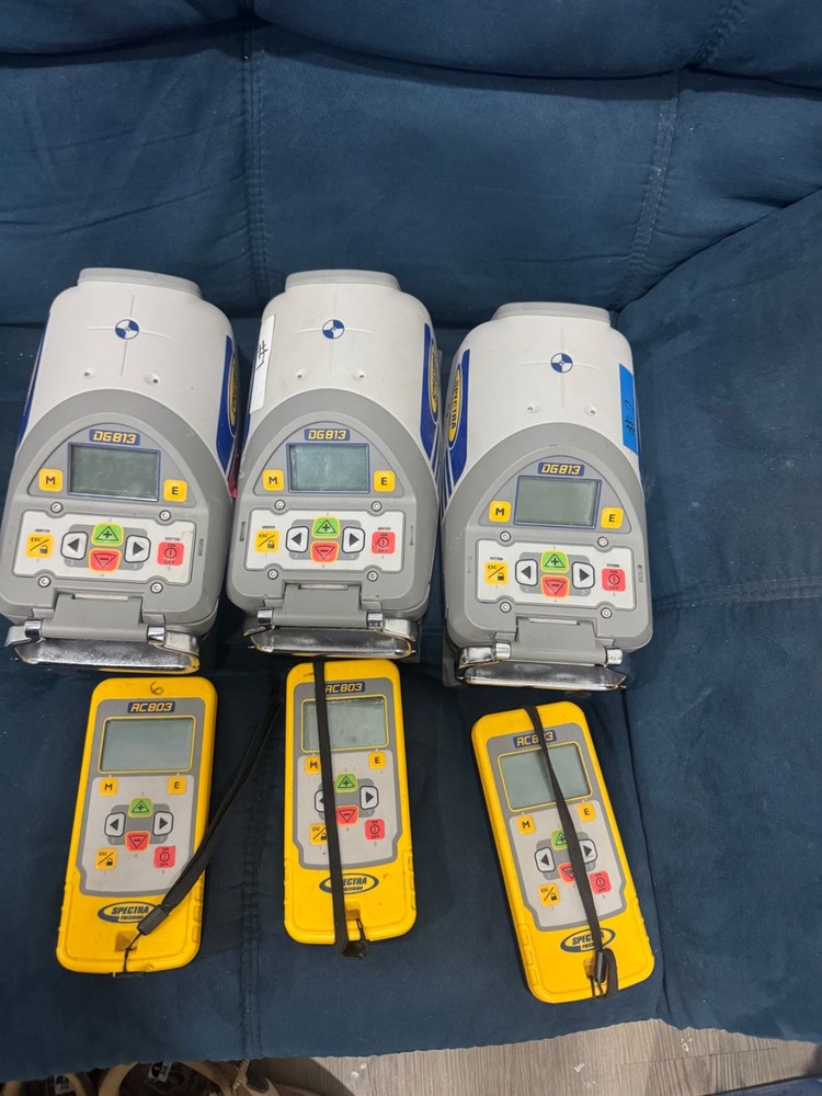 3 Spectra Precision DG813 Pipe Red Beam Laser mint