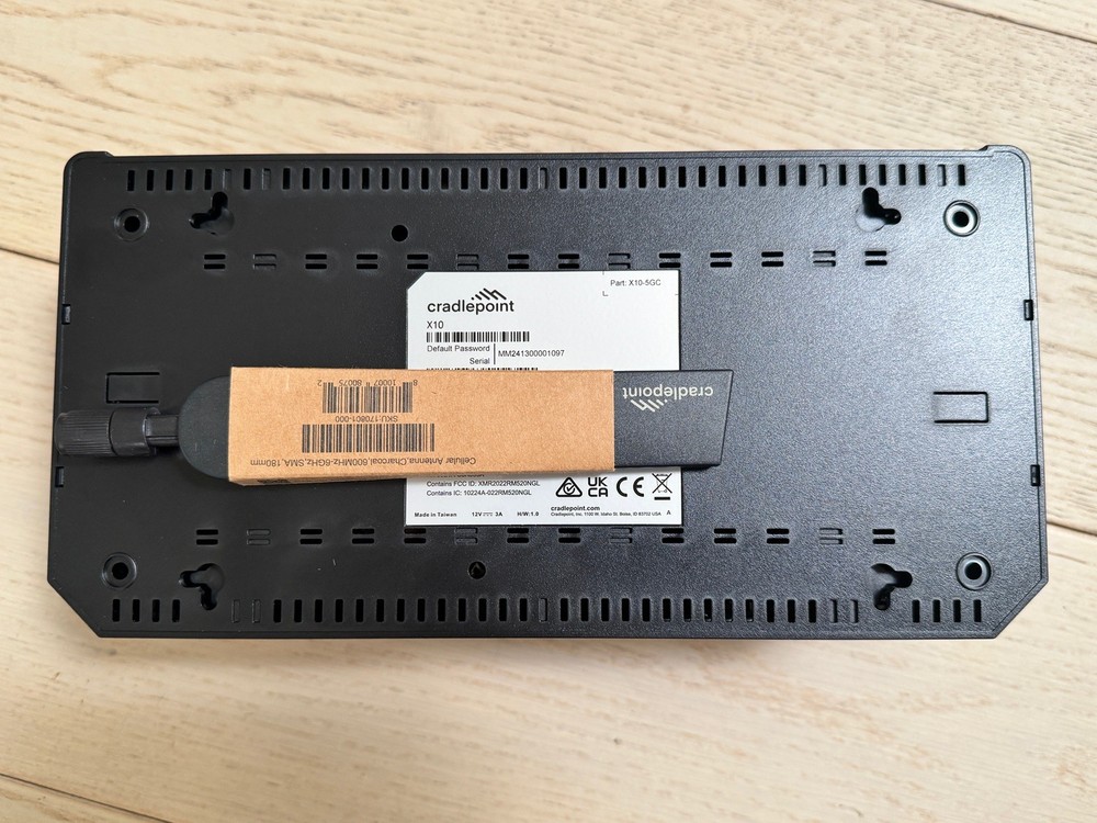 Ericsson CradlePoint X10-5GC-XTM Router w/ Battery E100 for T-Mobile Network SIM