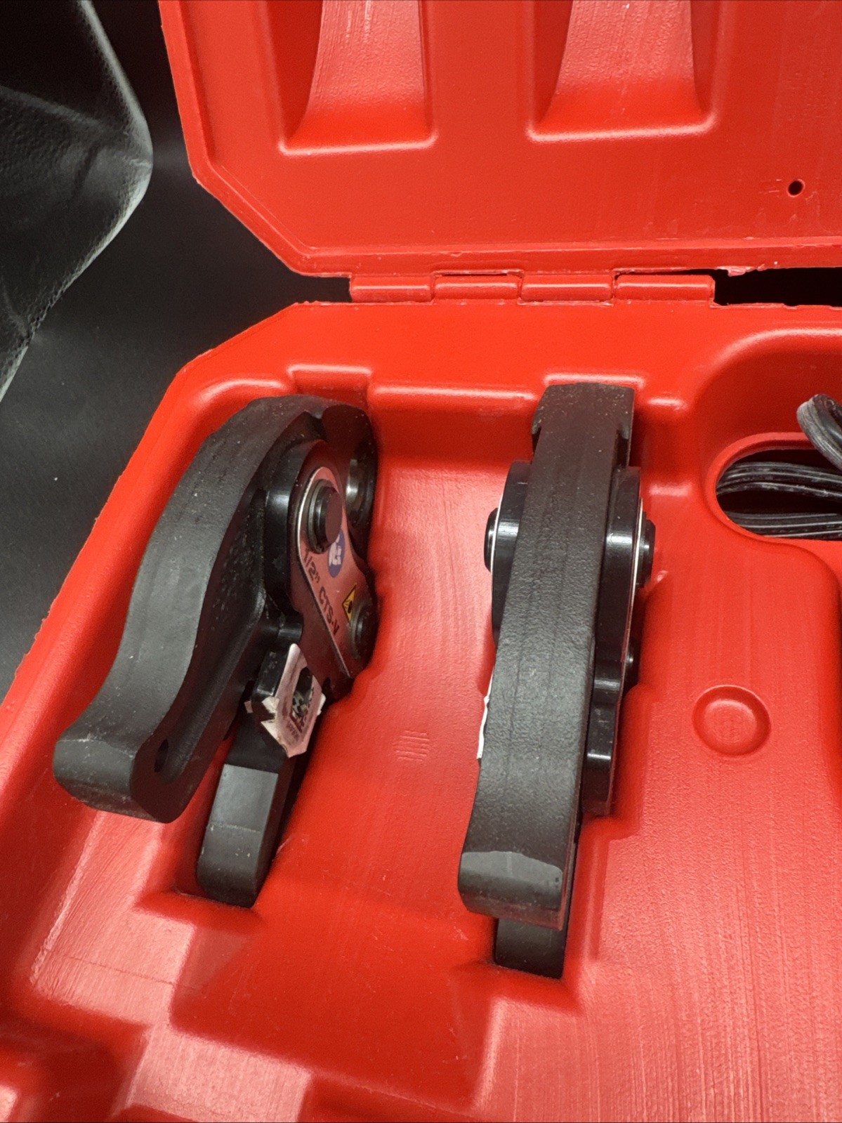 Milwaukee 2473-22 M12 Lithium-Ion Force Logic Press Tool Kit w/ Jaws #1