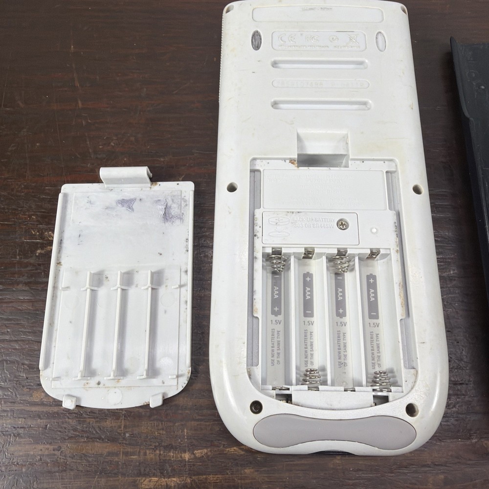 Texas Instruments TI-84 Plus Silver Edition Graphing Calculator Tested Working