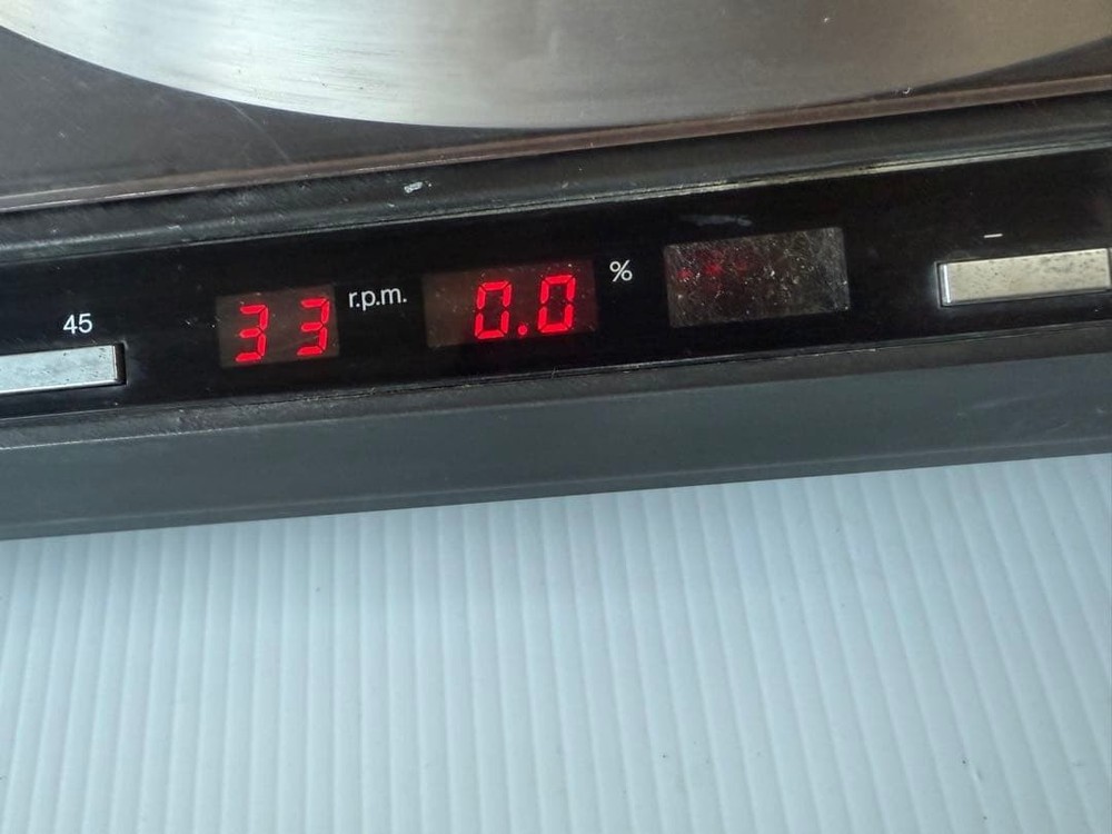 Junk Technics SL-1400MK2 Direct Drive Automatic Turntable Record Player