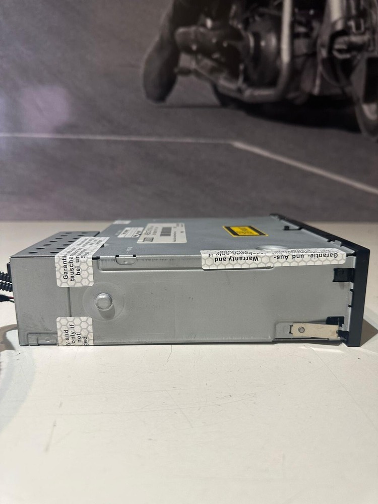 2007 Audi A6 C6 3.2 CD Changer 4E0035111A