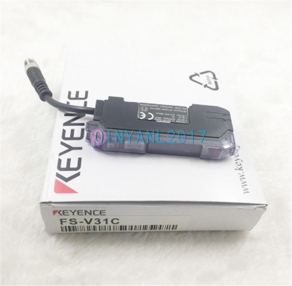 ONE New Keyence FS-V31C Sensor