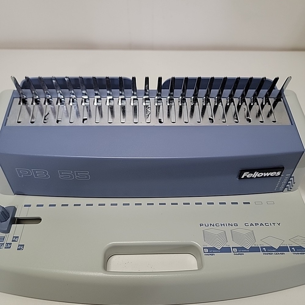 Fellowes PB 55 Plastic Comb Binding Machine CRC52101 With 3/8” & 1/2” Combs