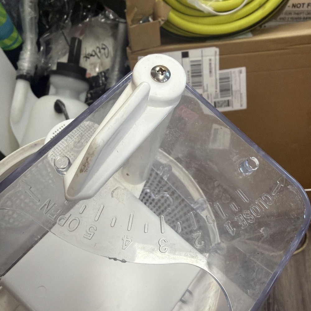 R211100 Vac-Mate Pool Cleaner Dispenser Box/Multi-Function Vacuum Skimmer Attach