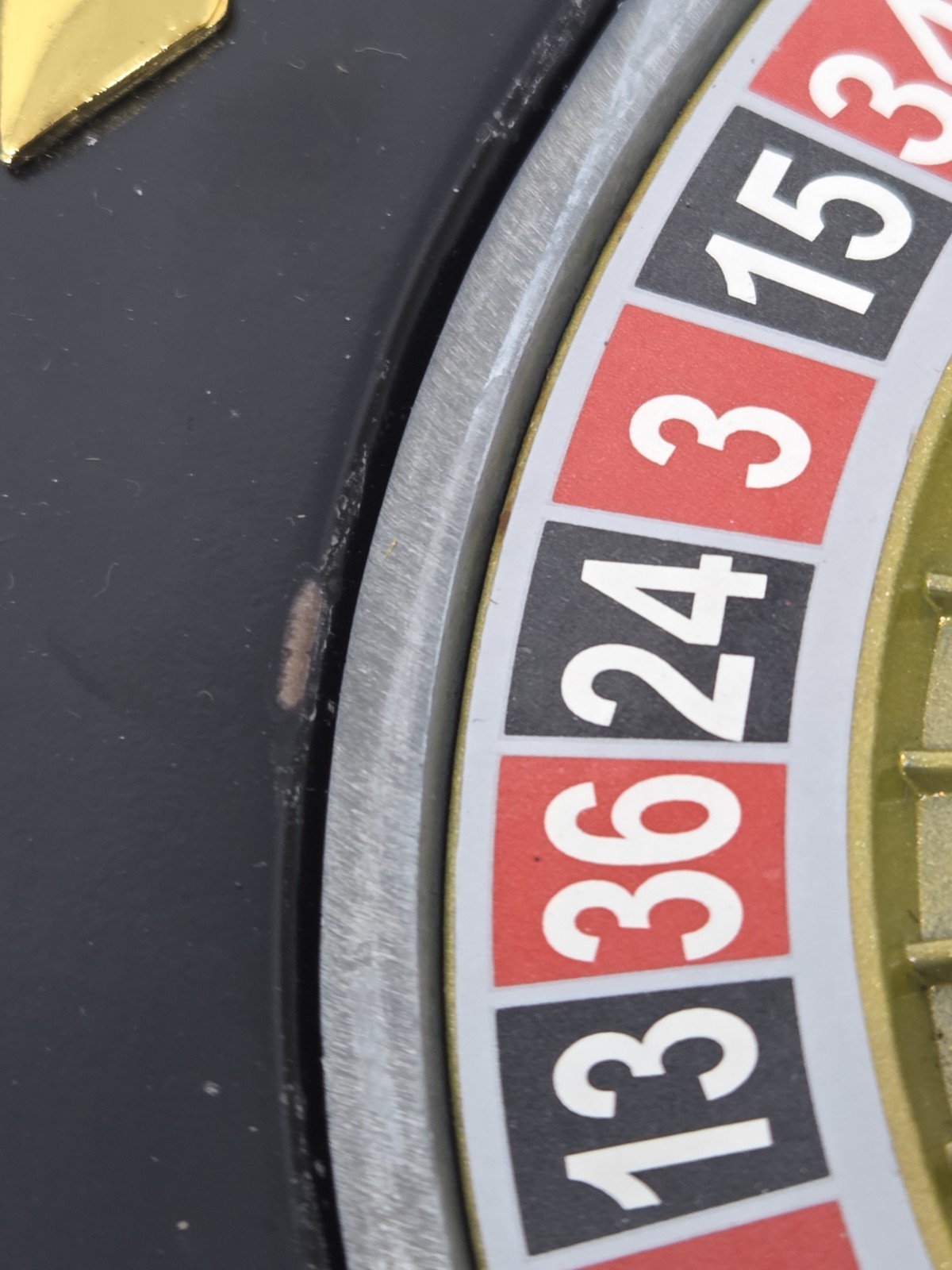 Tommy Bahama Paradise Casino Portable Roulette Wheel